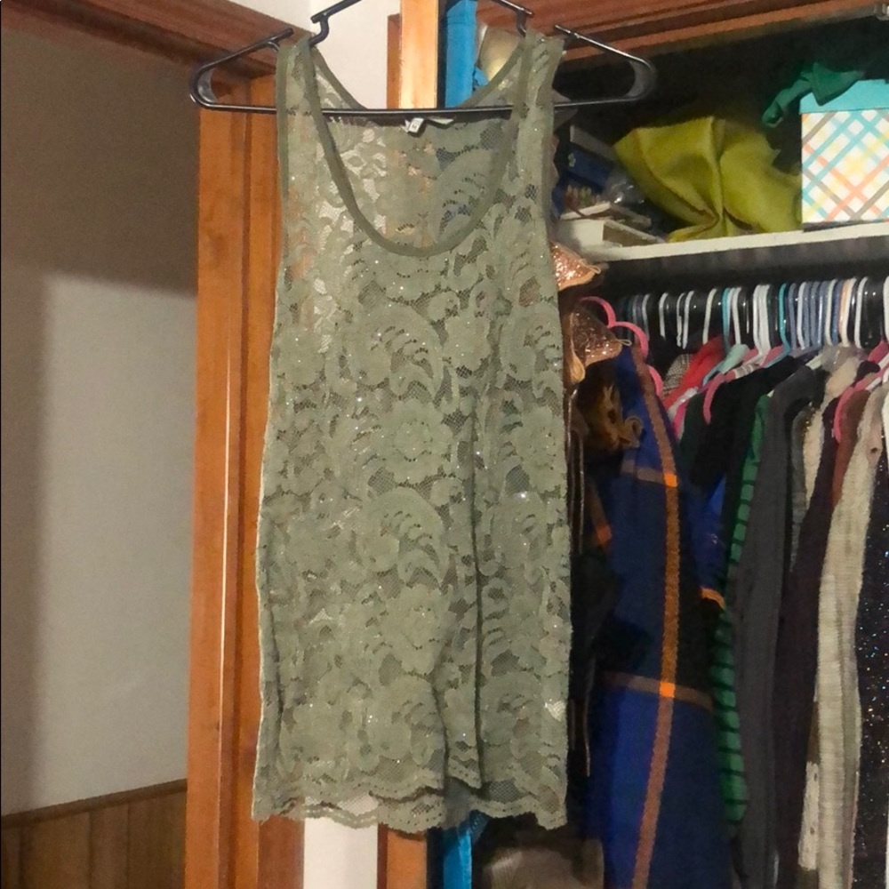 Green sparkle tank